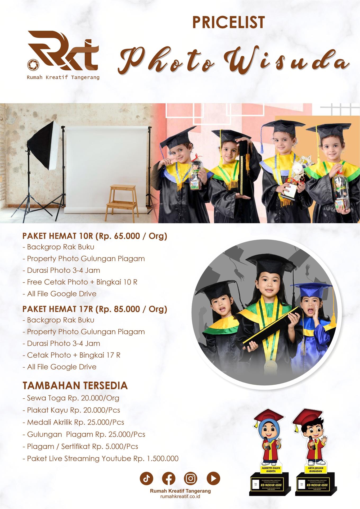 WISUDA.jpg